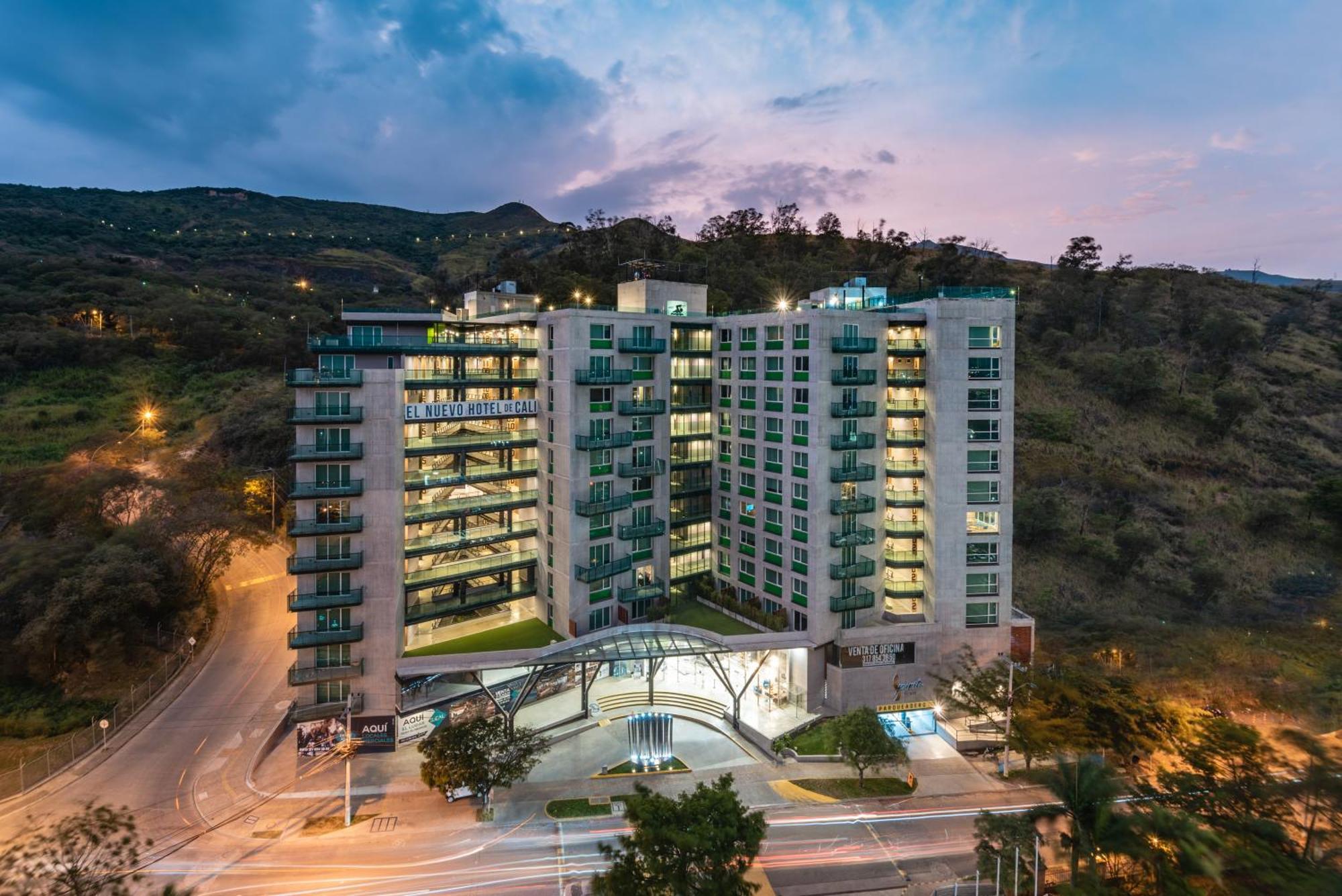 Hotel Spirito By Spiwak Cali Buitenkant foto The residential complex of the hotel